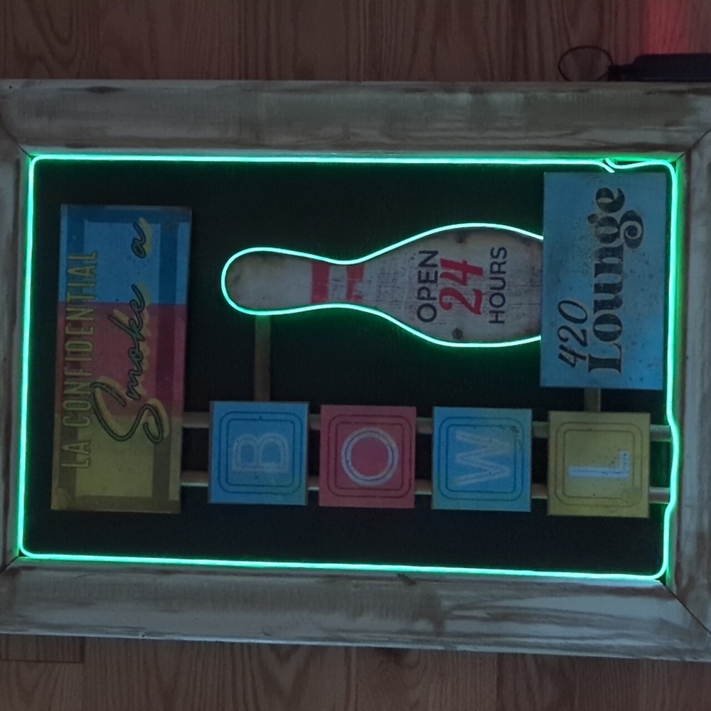 420 Smoke a Bowl 🎳🚬🔥. 3 setting Light-up Picture Framed.